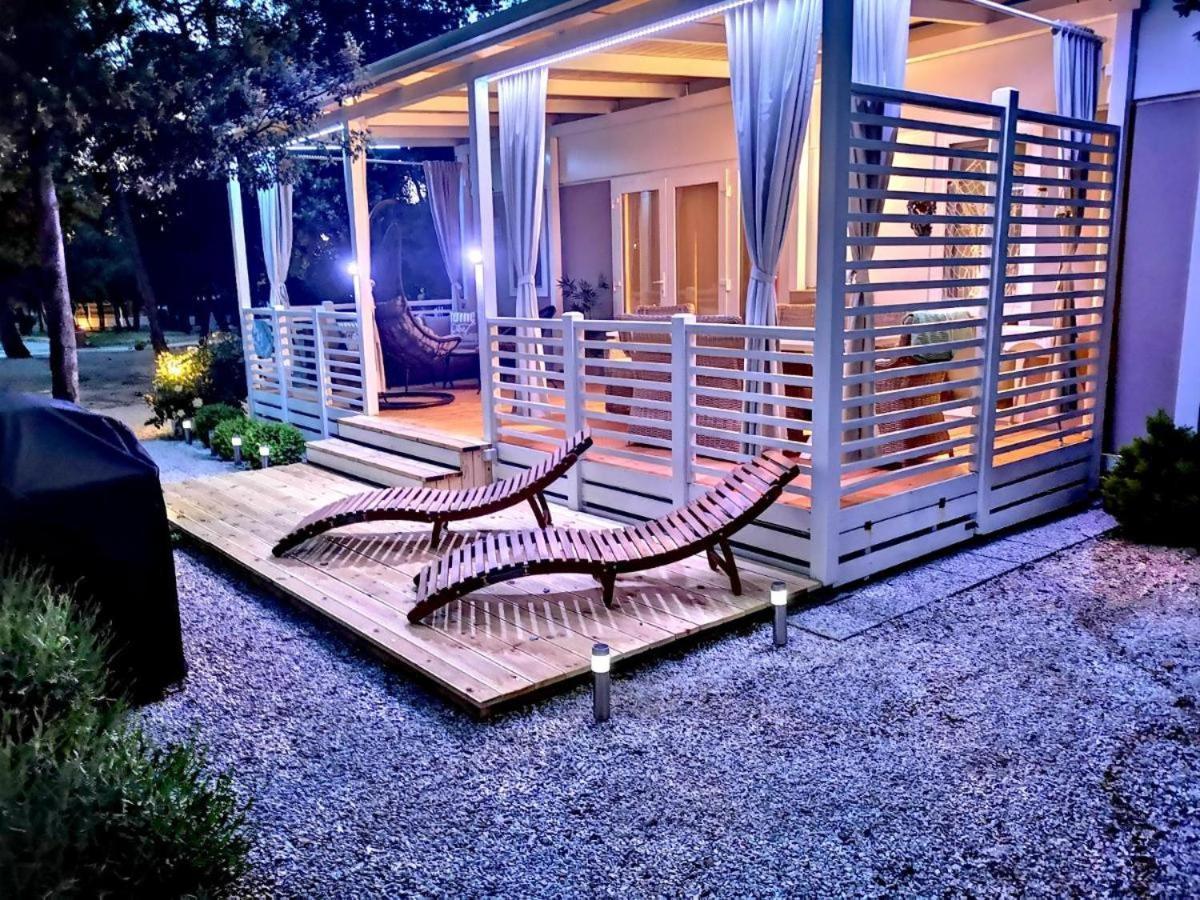 J & R Mobile Homes Biograd Na Moru Exterior photo